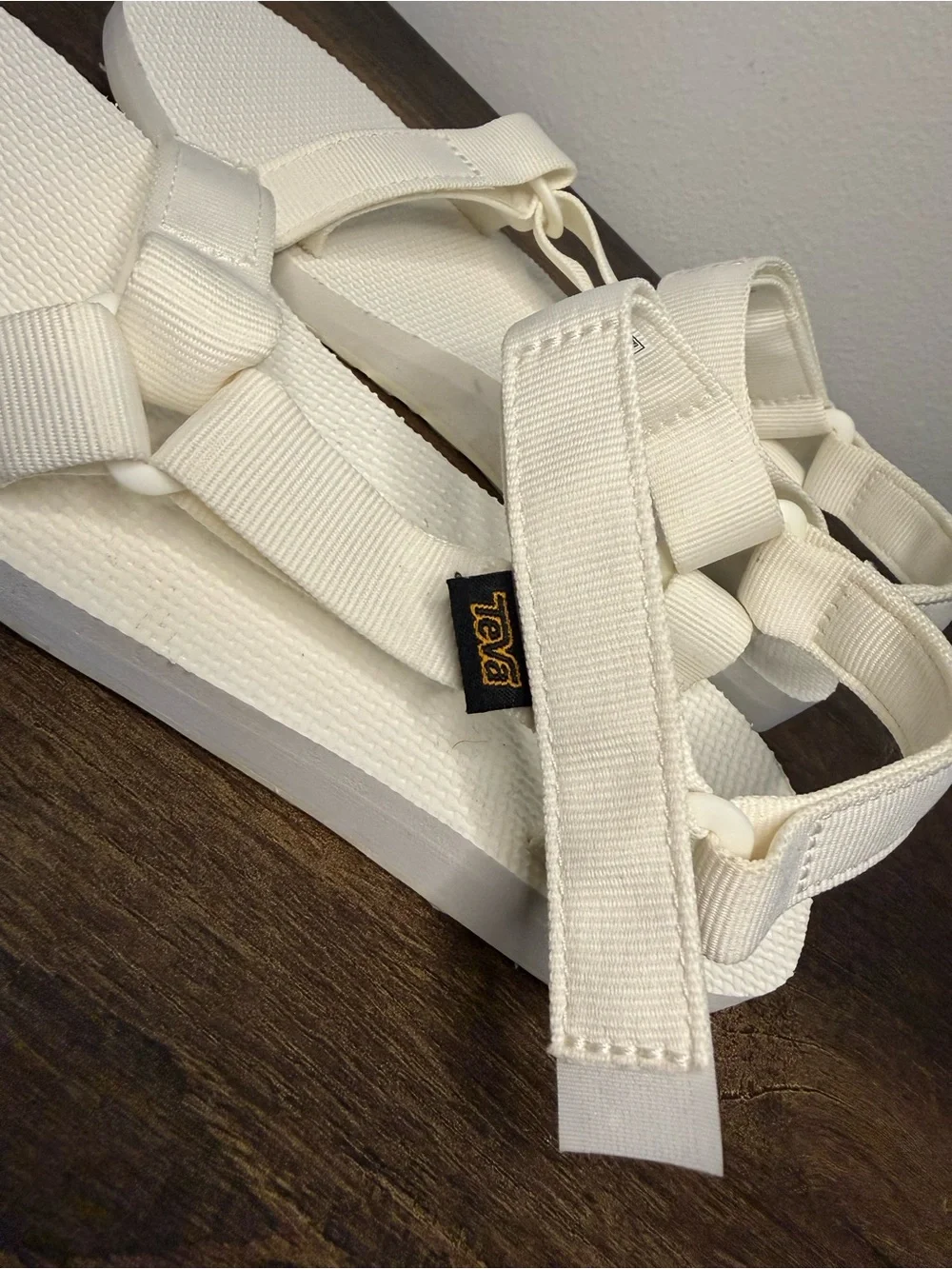 Teva Original Universal White Sandal Women’s Size 8